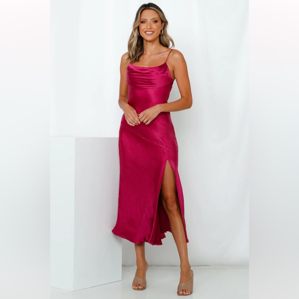 WANTED ON THE DANCE FLOOR MIDI DRESS FUCHSIA